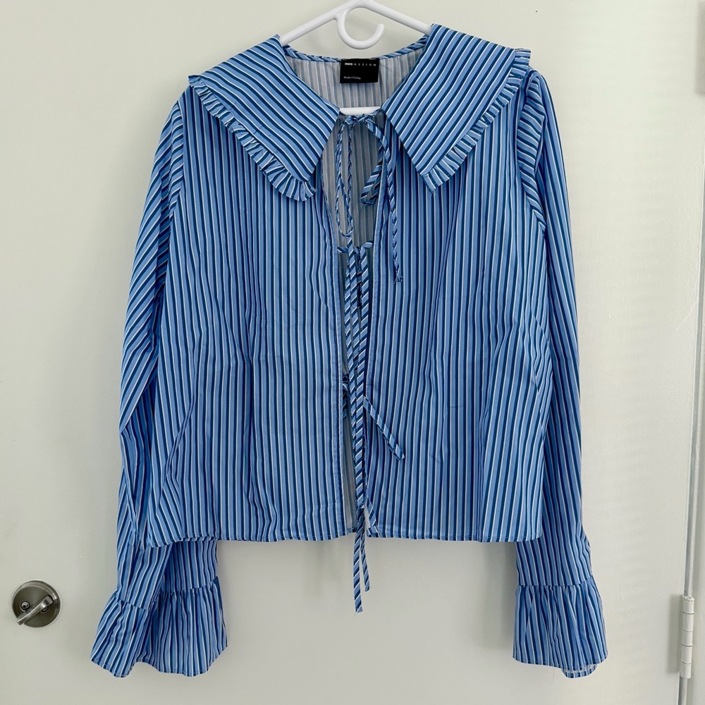 ASOS Blue Striped Front Tie Ruffle Collar Blouse L